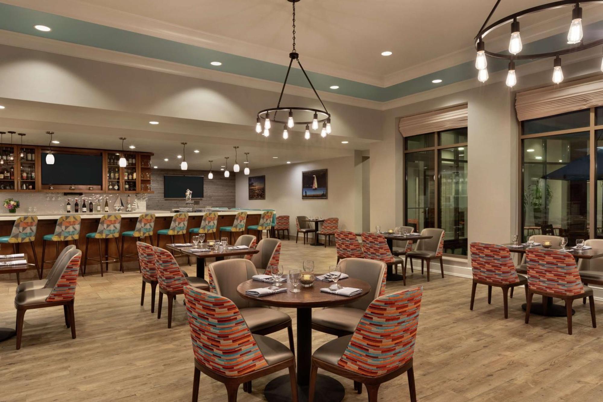 Hilton Garden Inn Stony Brook Extérieur photo