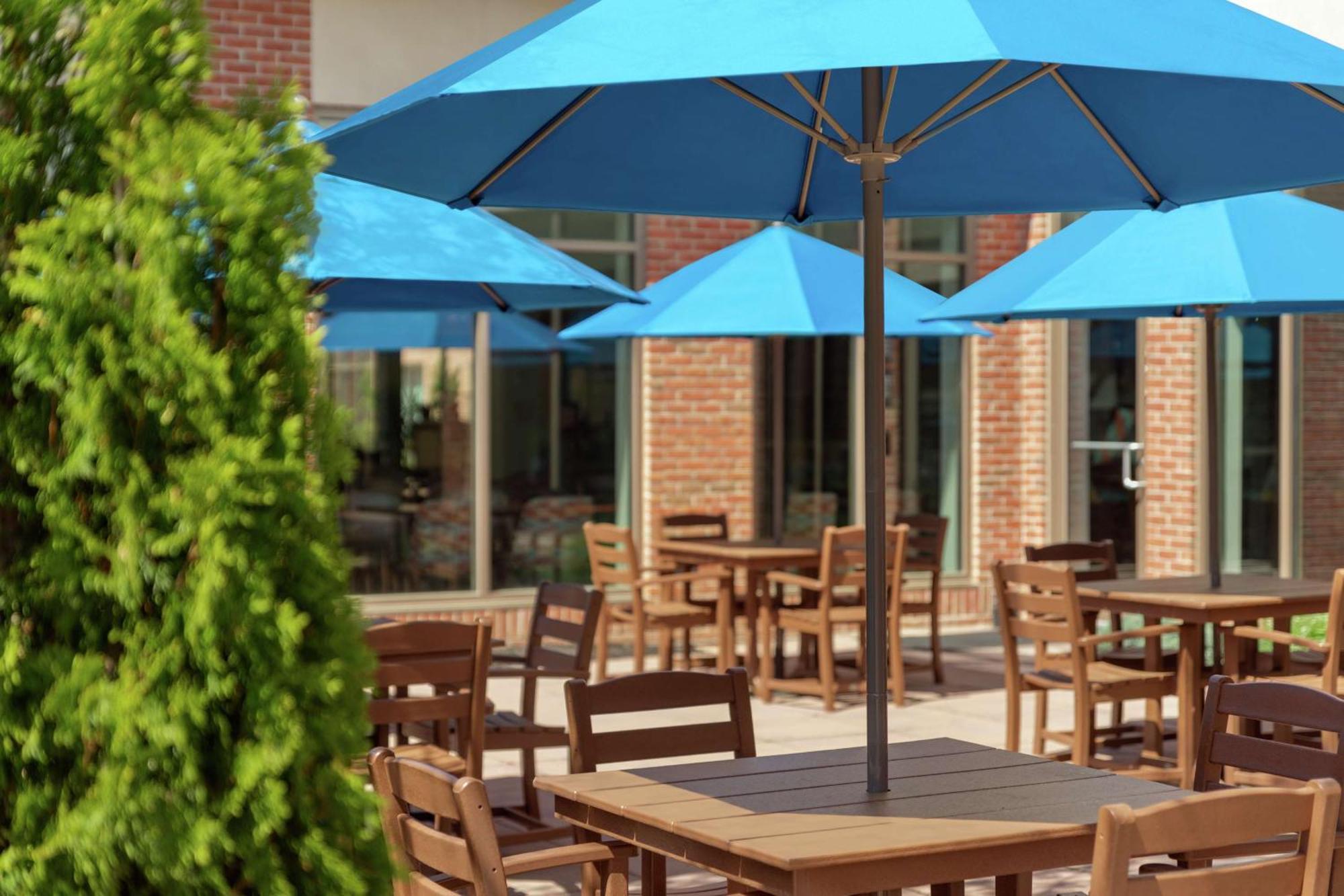 Hilton Garden Inn Stony Brook Extérieur photo