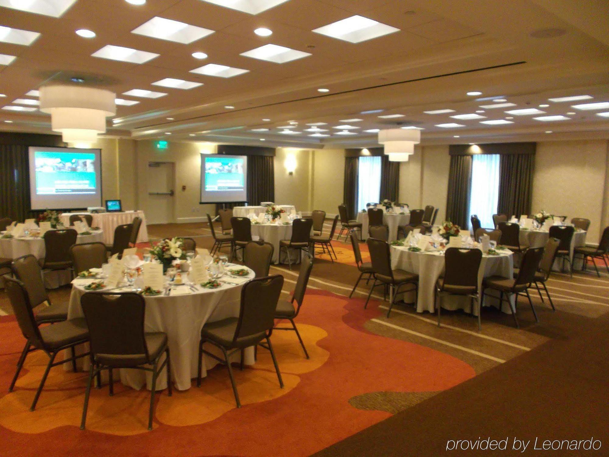 Hilton Garden Inn Stony Brook Extérieur photo