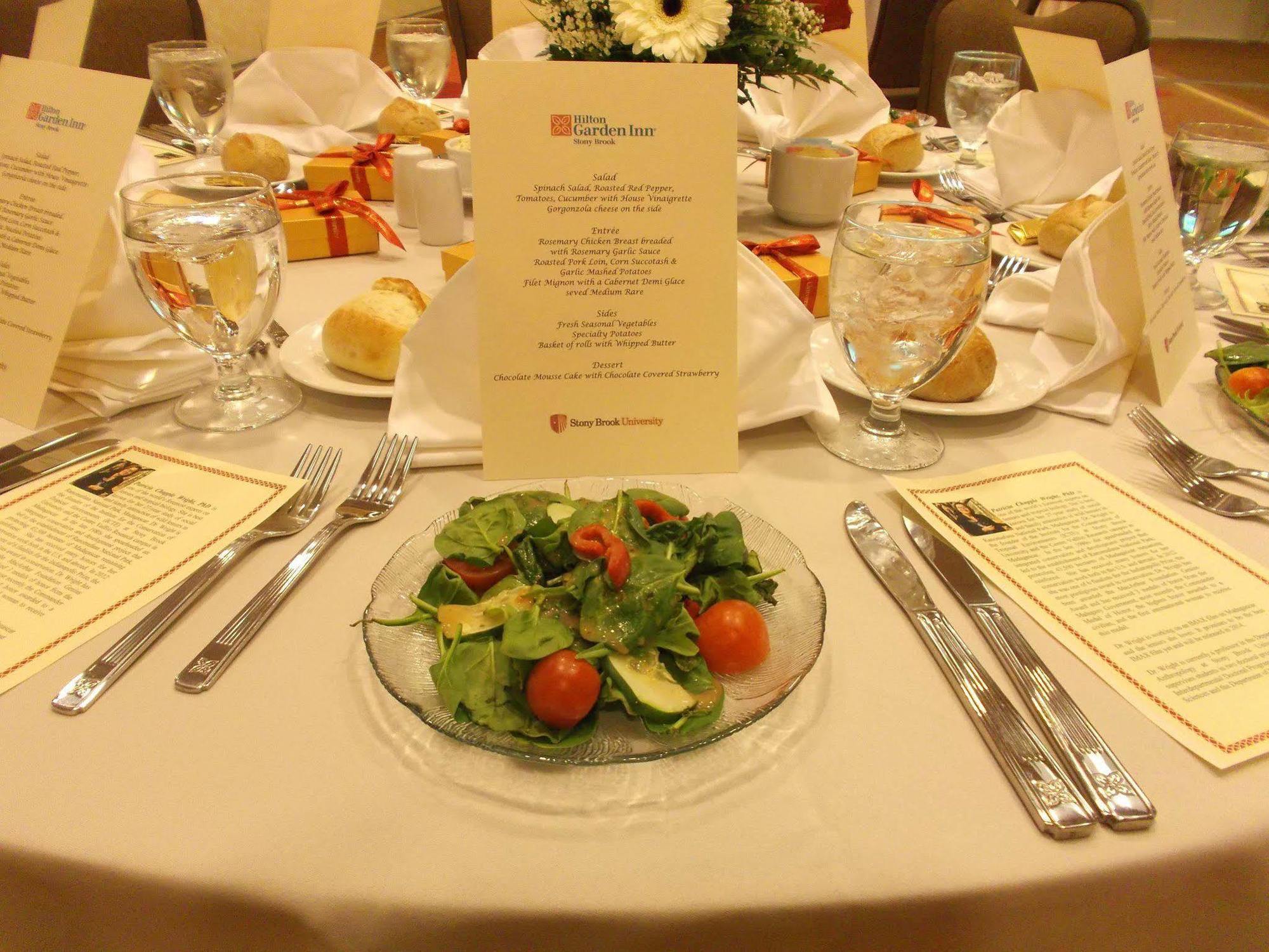 Hilton Garden Inn Stony Brook Extérieur photo
